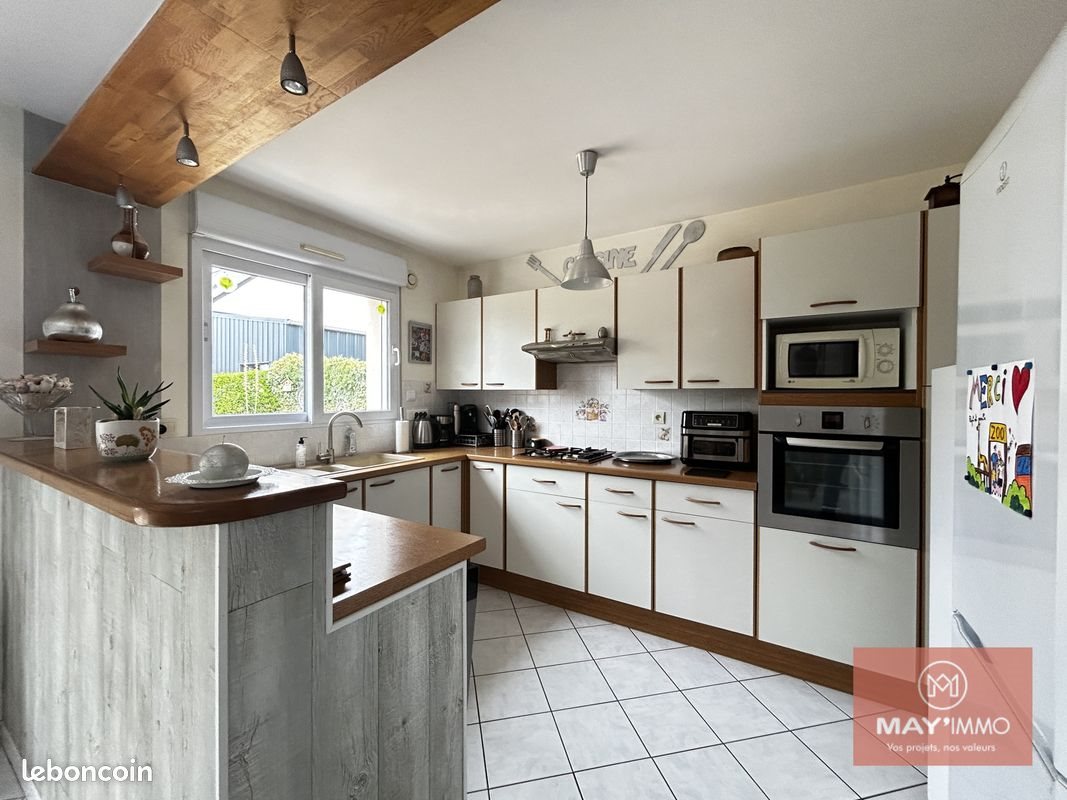 Maison à vendre, 120m², Bonchamp-lès-Laval