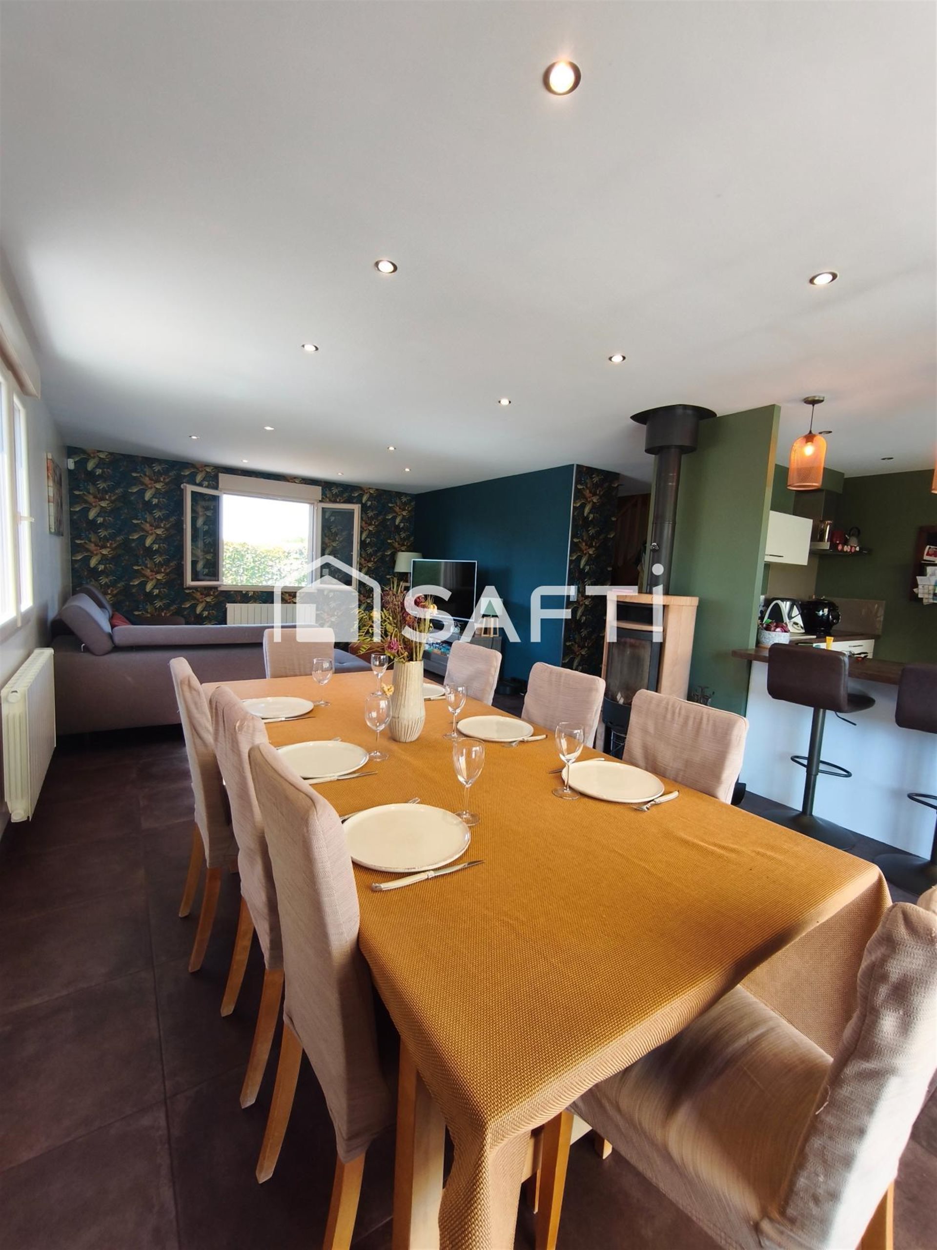 Maison à vendre, 118m², Lons-le-Saunier