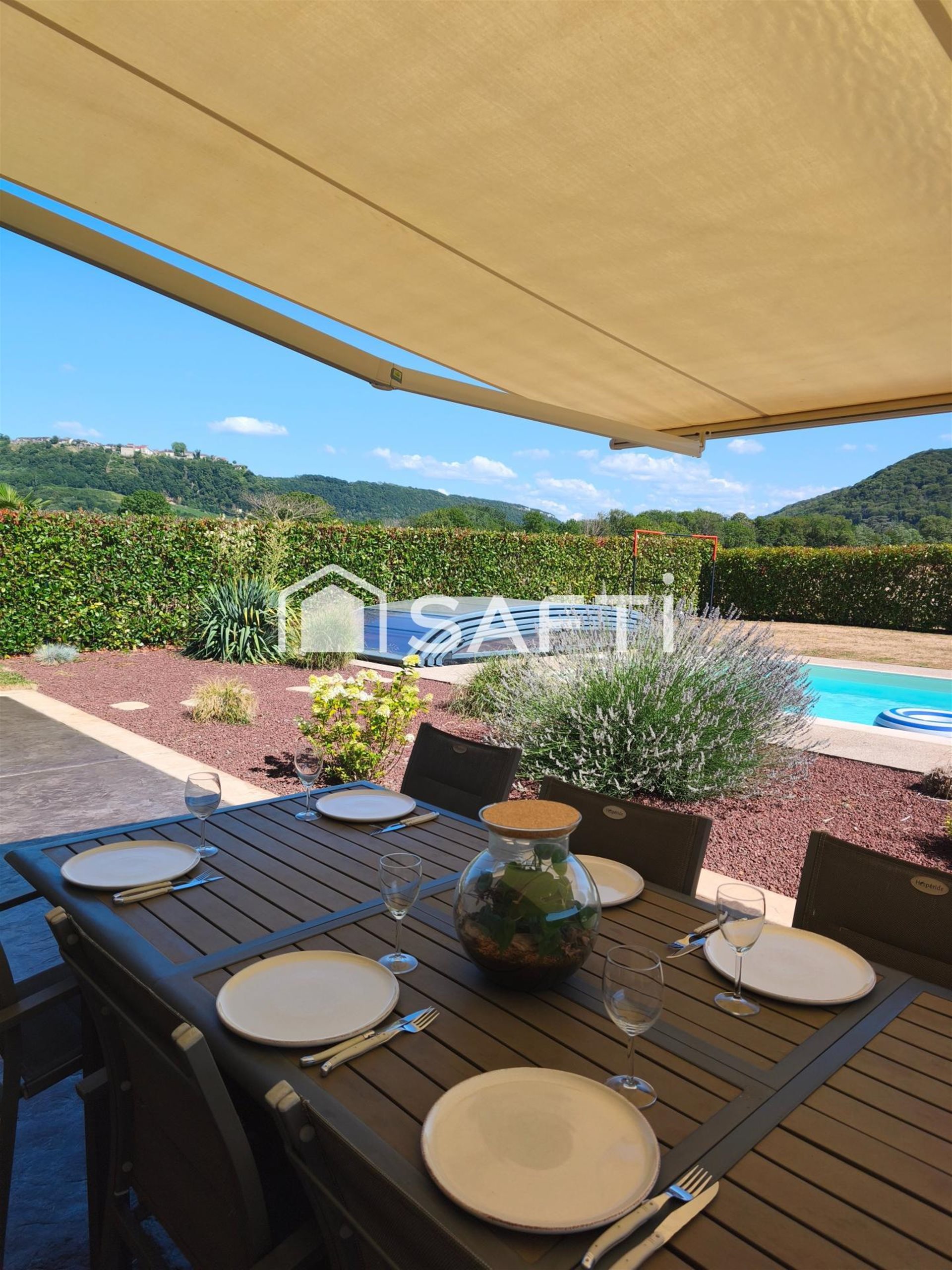 Maison à vendre, 118m², Lons-le-Saunier
