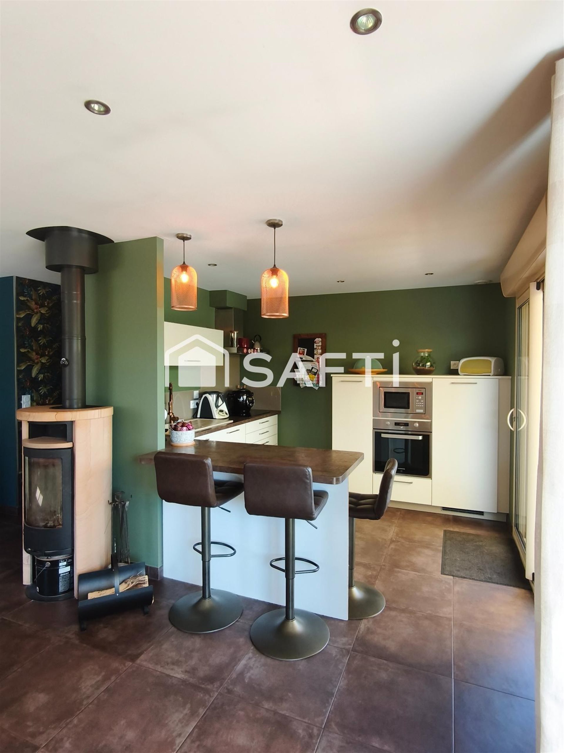 Maison à vendre, 118m², Lons-le-Saunier