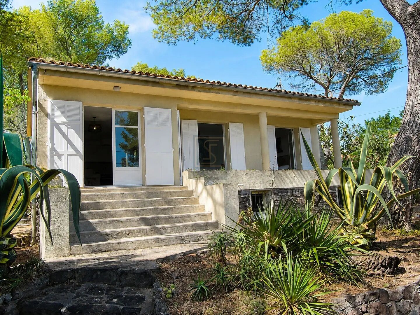Maison à vendre, 64m², Saint-Raphaël
