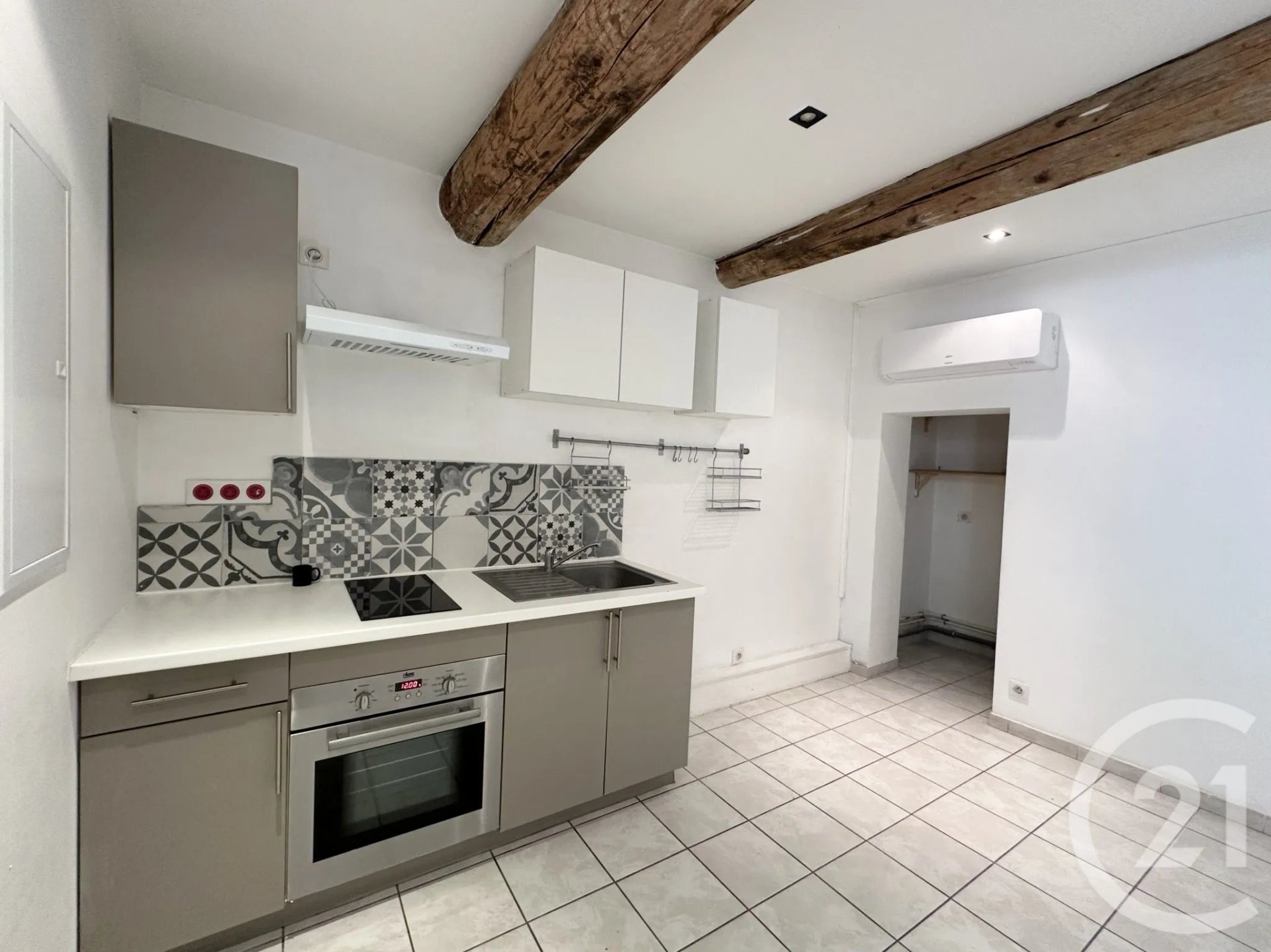 Maison à louer, 53m², Saint-Laurent-d'Aigouze