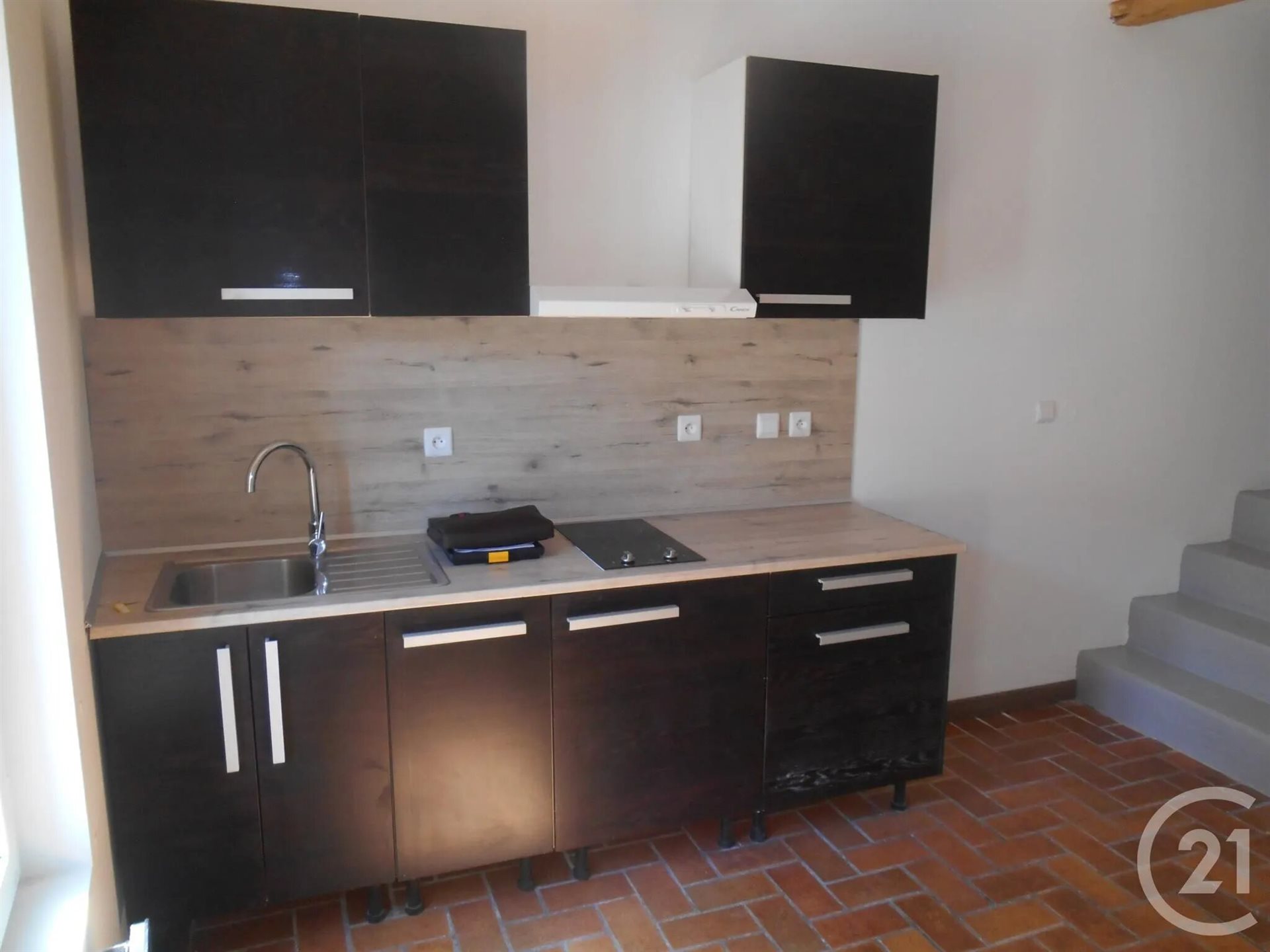 Maison à louer, 33m², Saint-Laurent-d'Aigouze