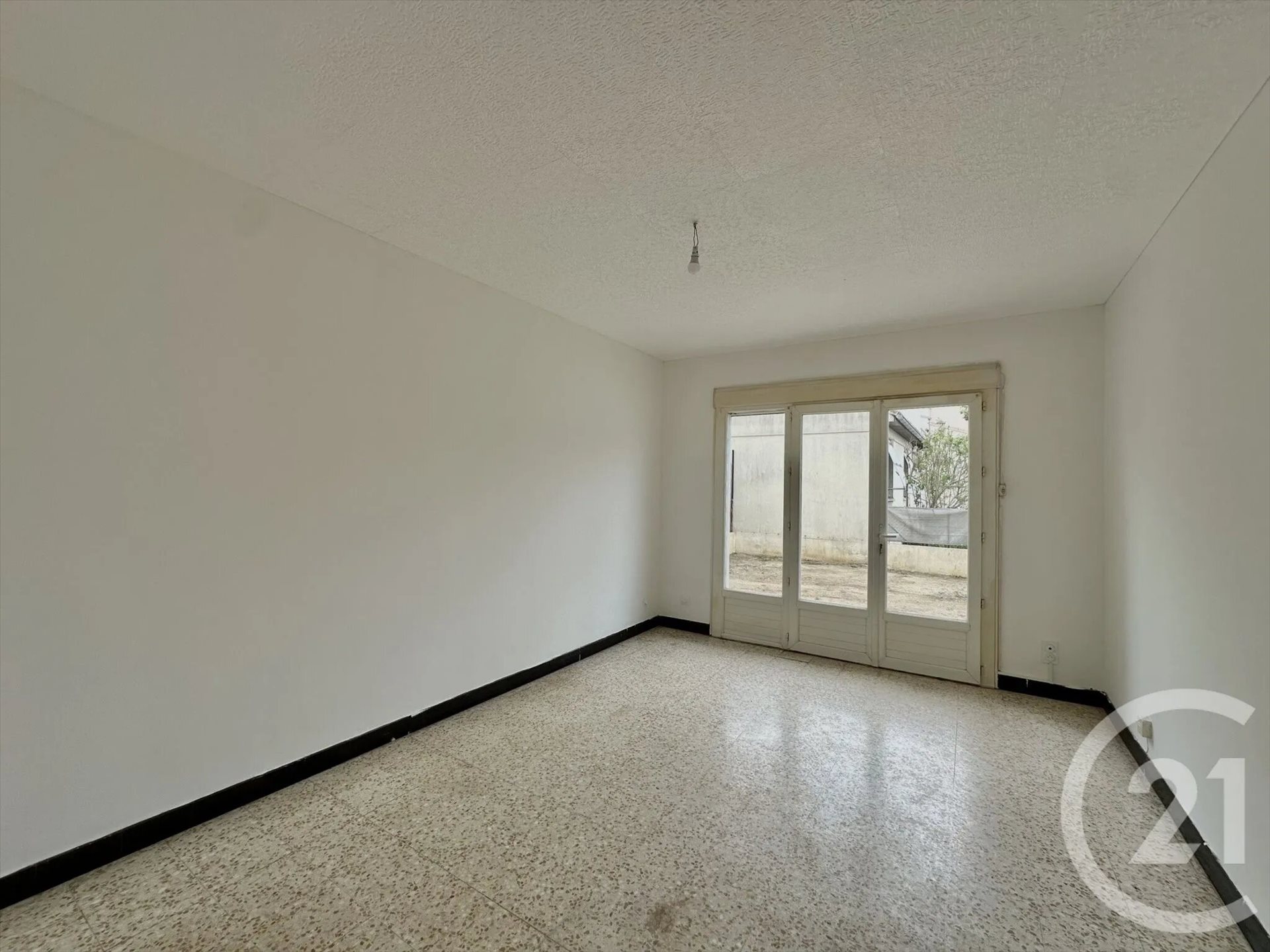 Maison à louer, 51m², Lunel
