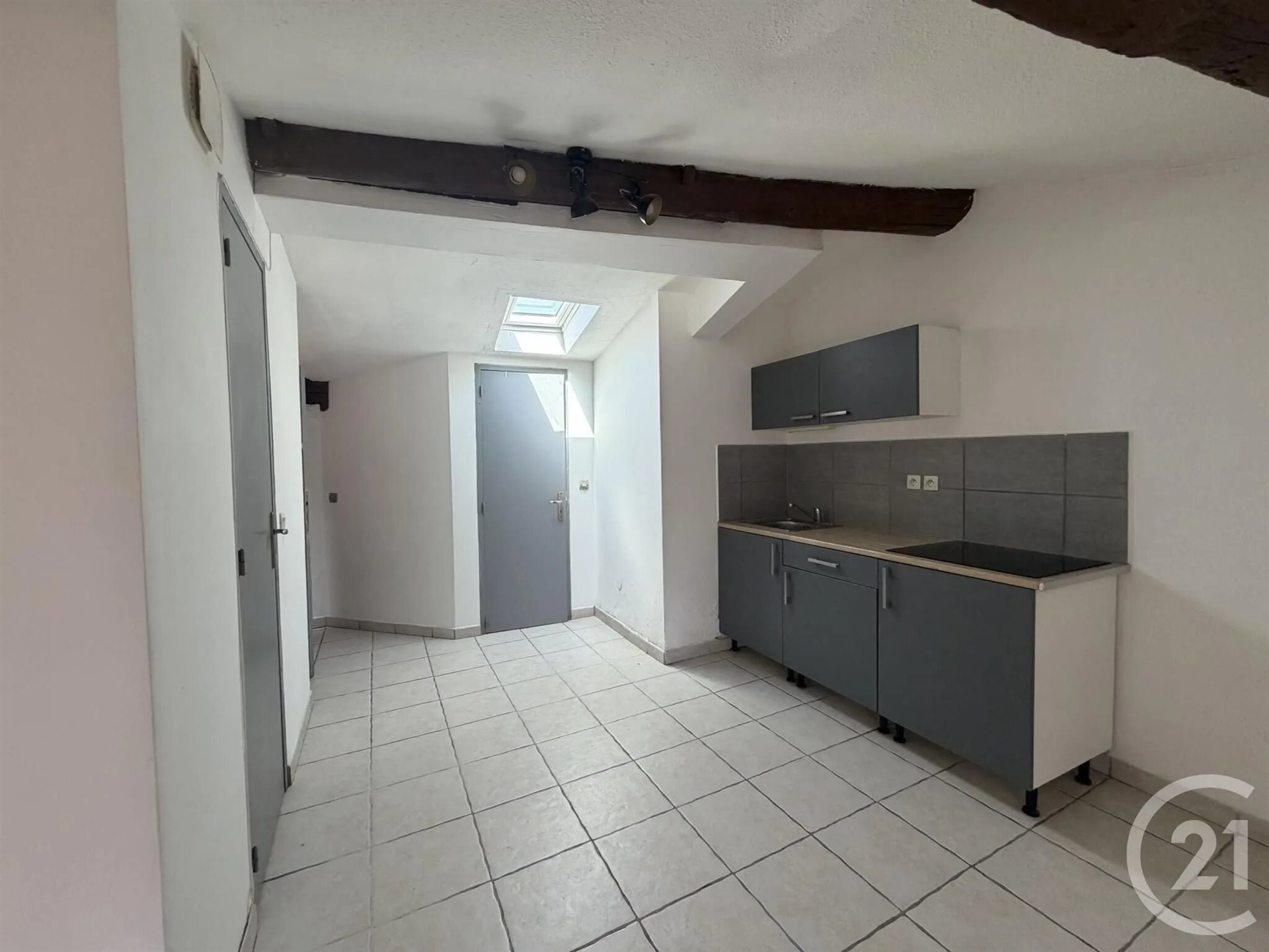 Appartement à louer, 22m², Lunel