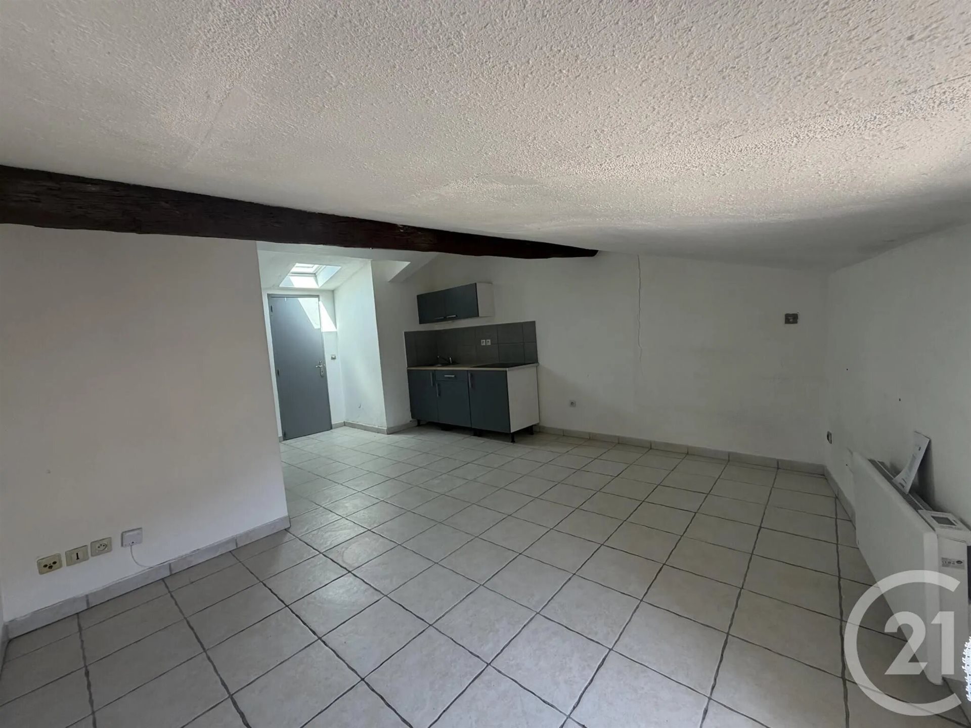 Appartement à louer, 22m², Lunel
