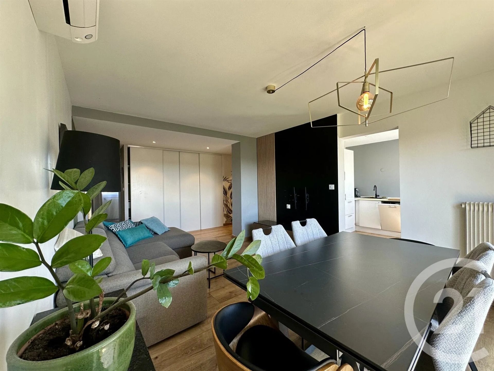 Appartement à louer, 78m², Lunel