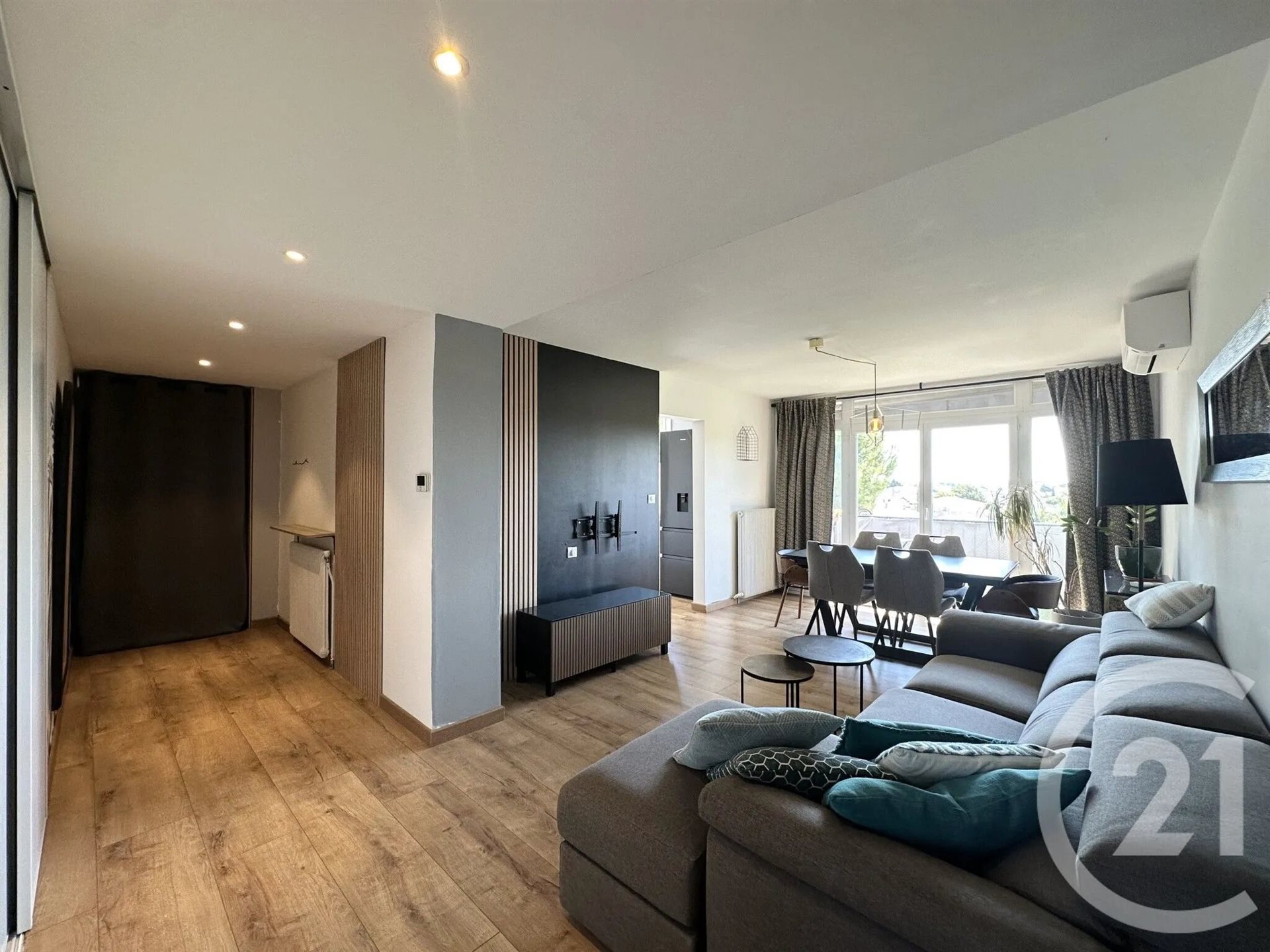Appartement à louer, 78m², Lunel