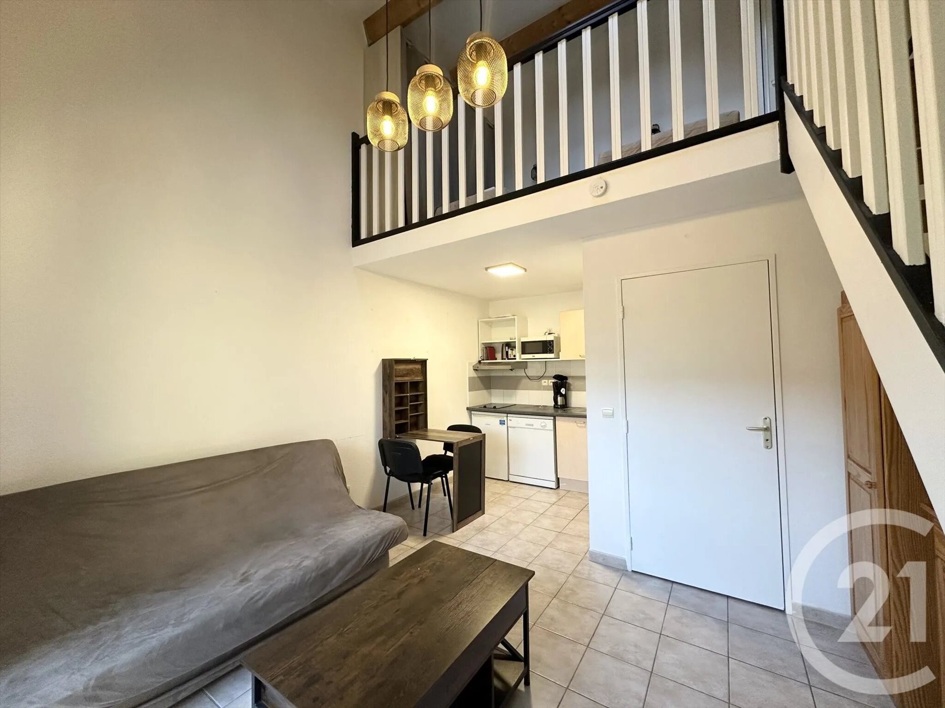 Appartement à louer, 27m², Calvisson