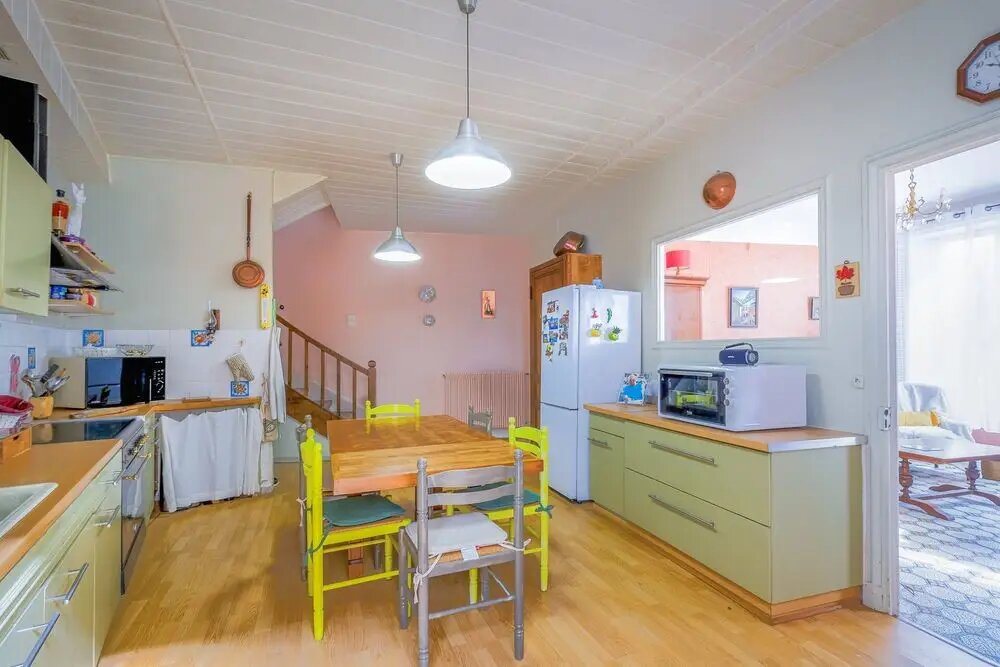 Maison à vendre, 135m², Celles-sur-Durolle