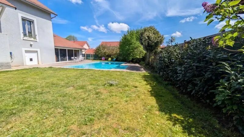 Maison à vendre, 200m², Montferrat