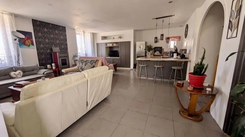 Maison à vendre, 200m², Montferrat