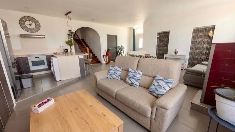Maison à vendre, 200m², Montferrat