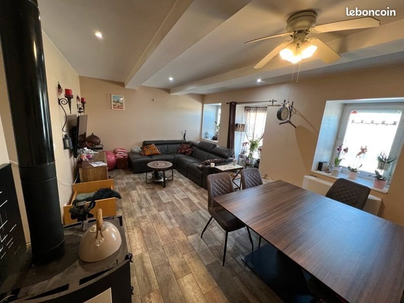 Maison à vendre, 118m², Doissin