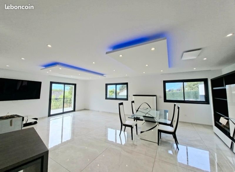 Maison à vendre, 261m², Chambéry