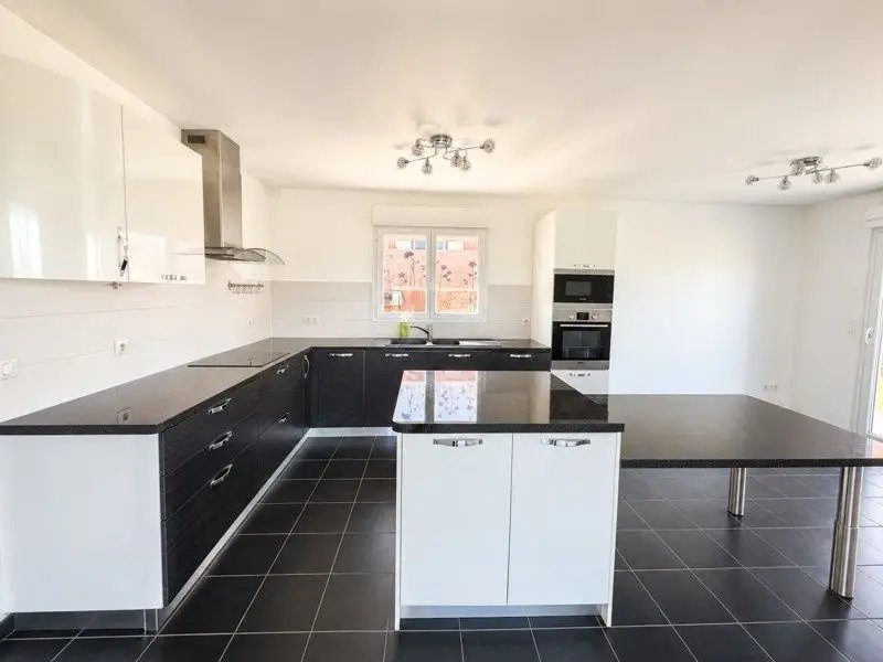 Maison à vendre, 96m², Tramolé