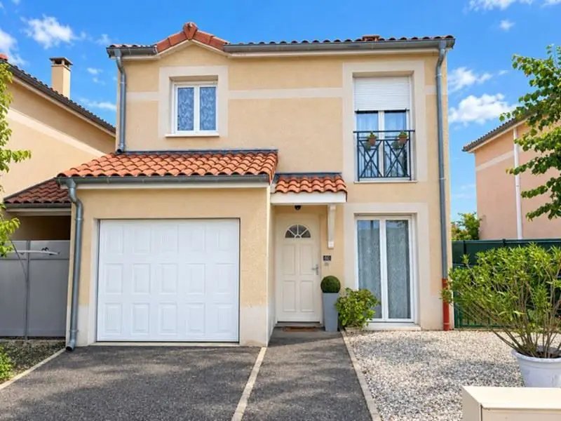 Maison à vendre, 81m², Loyettes
