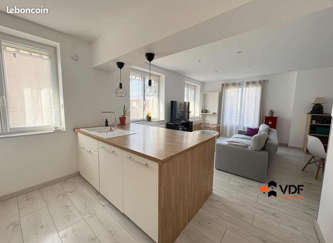 Appartement à vendre, 75m², Roanne