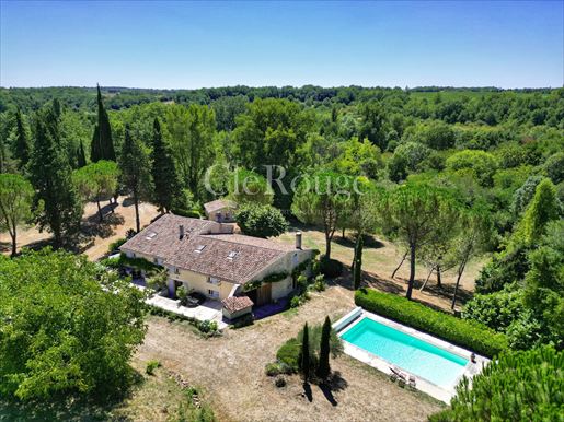 Maison 15 pièces 325 m² · à Pellegrue · 325 m² · 892 500 €