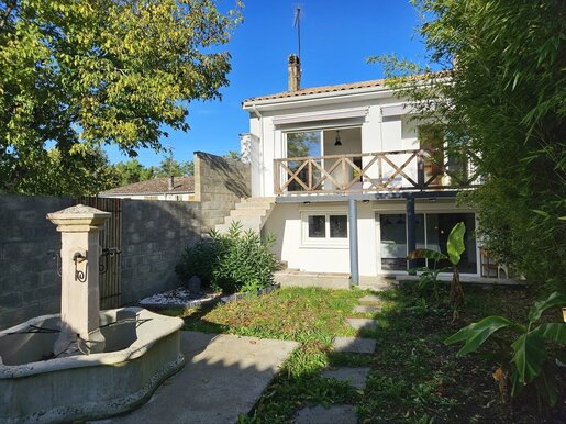 Maison 4 pièces 105 m² · à Sauveterre-de-Guyenne · 105 m² · 196 000 €