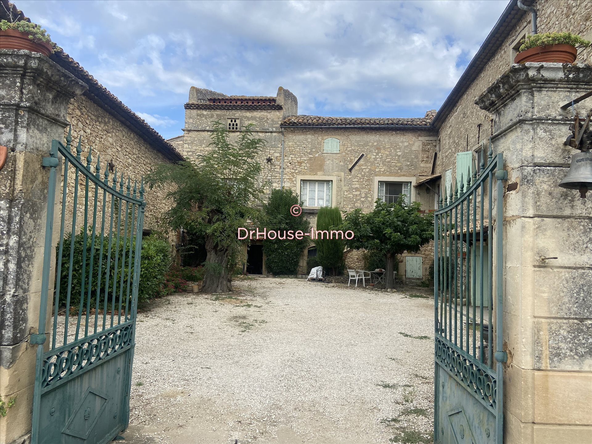 Maison à vendre, 370m², Orsan