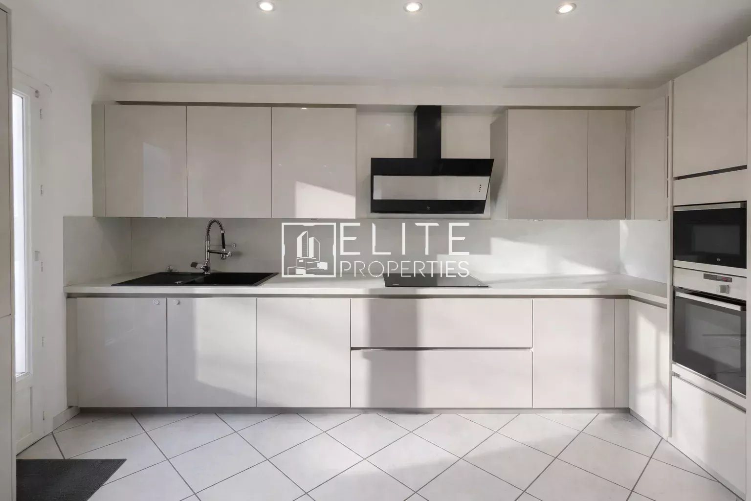 Maison à vendre, 100m², Grasse