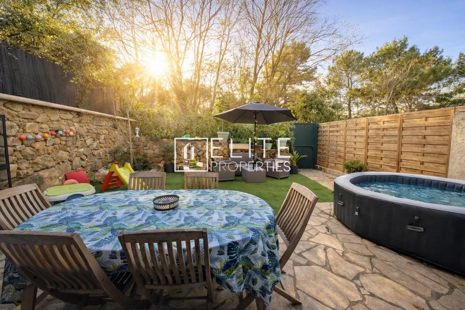 Maison à vendre, 100m², Grasse