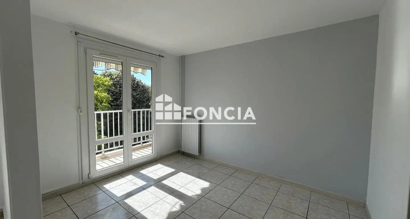 Appartement à louer, 75m², Caluire-et-Cuire