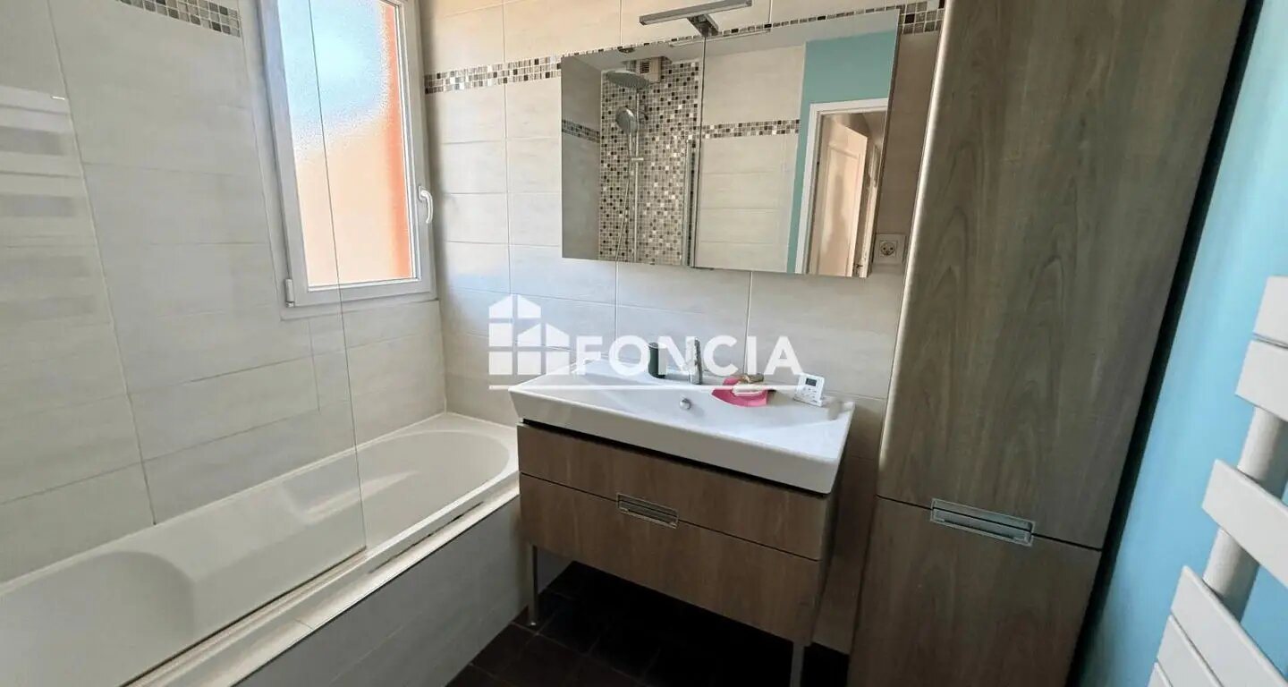 Appartement à louer, 96m², Villeurbanne