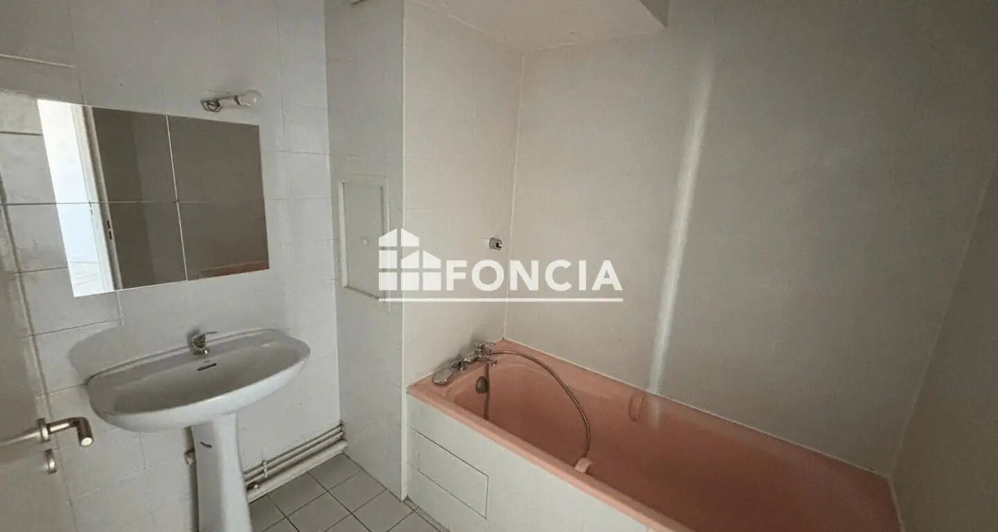 Appartement à louer, 49m², Villeurbanne