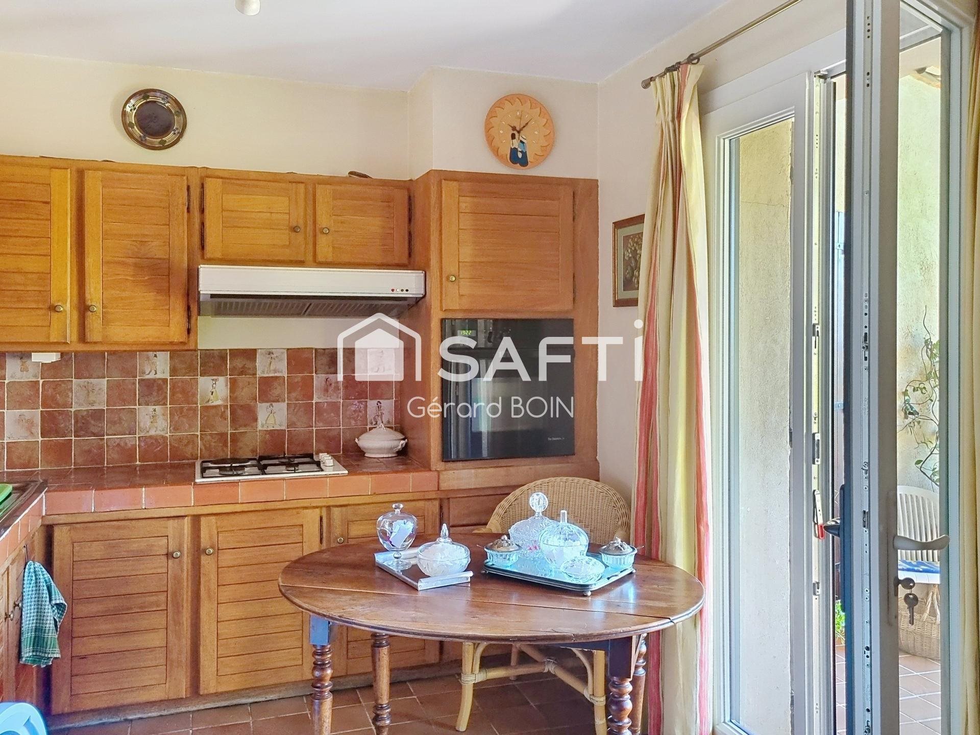 Maison à vendre, 174m², Pierrevert
