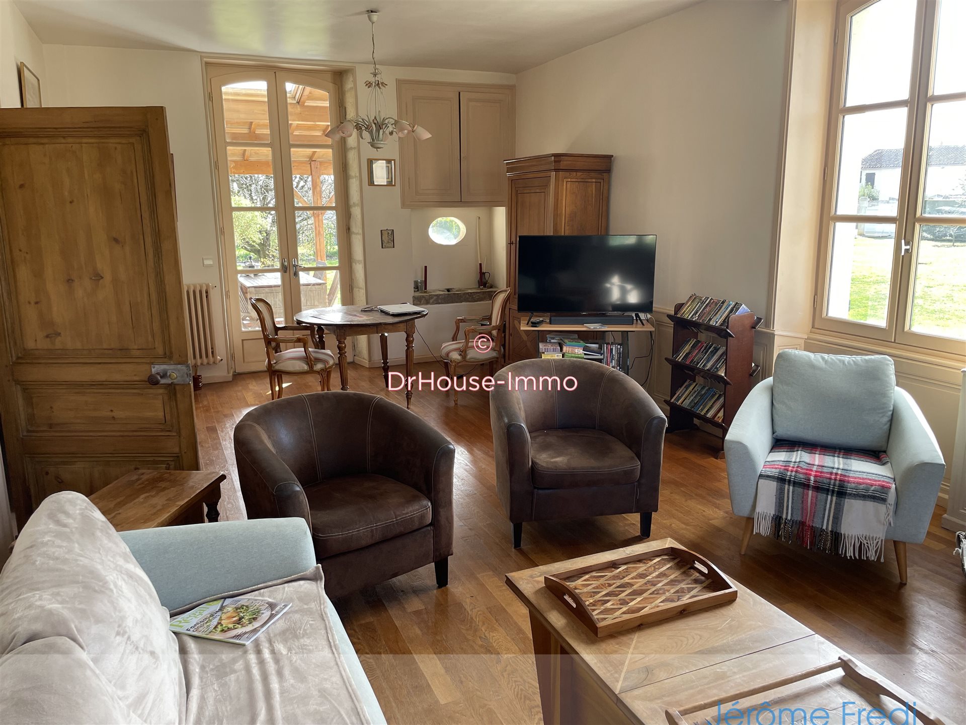 Maison à vendre, 390m², Mansle