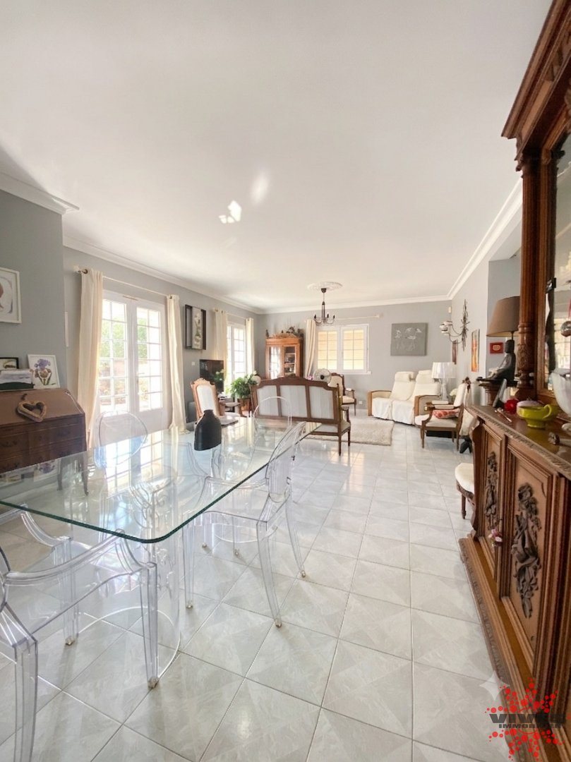 Maison à vendre, 231m², Poilhes