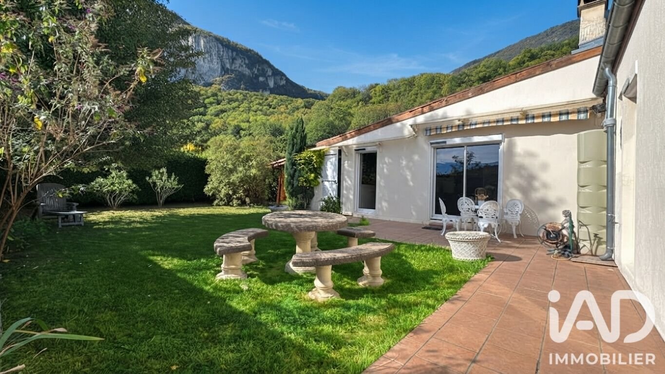 Maison à vendre, 100m², Sassenage