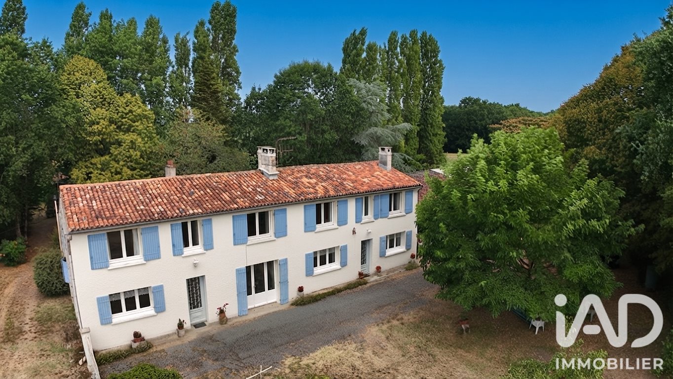 Maison à vendre, 245m², Saintes