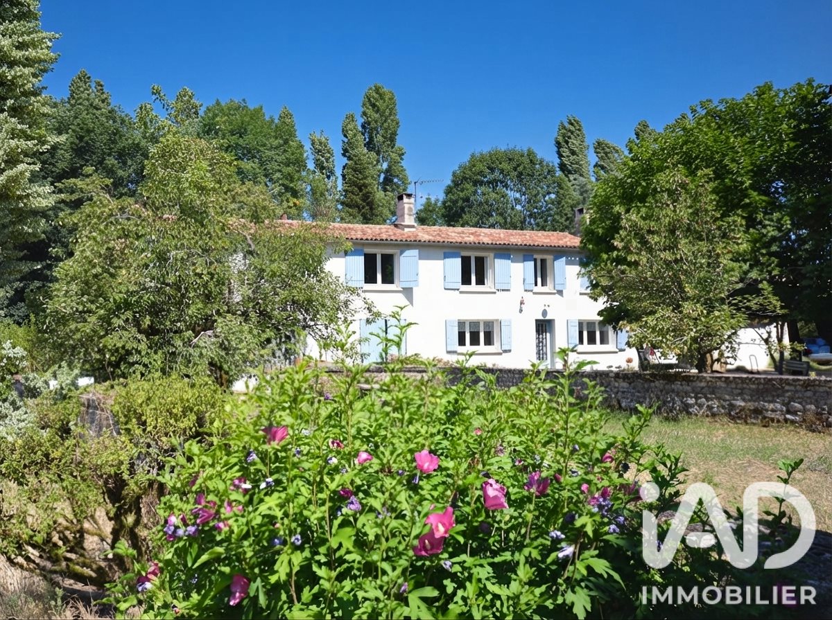 Maison à vendre, 245m², Saintes