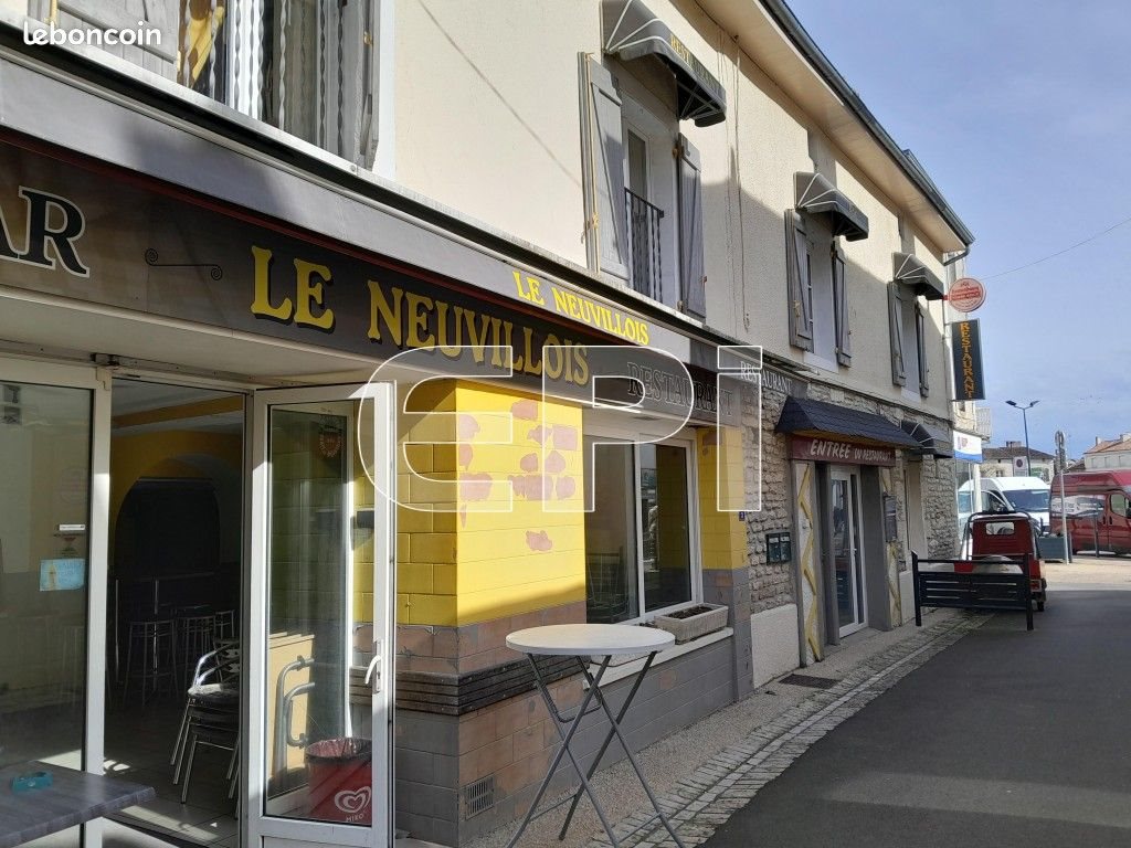 Appartement à vendre, 270m², Neuville-de-Poitou