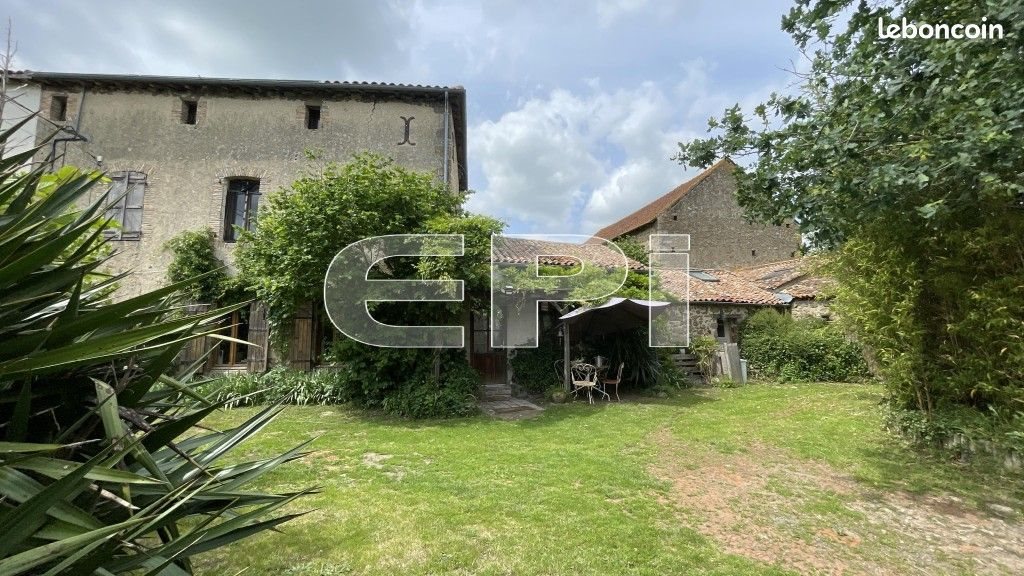 Maison à vendre, 153m², Bressuire