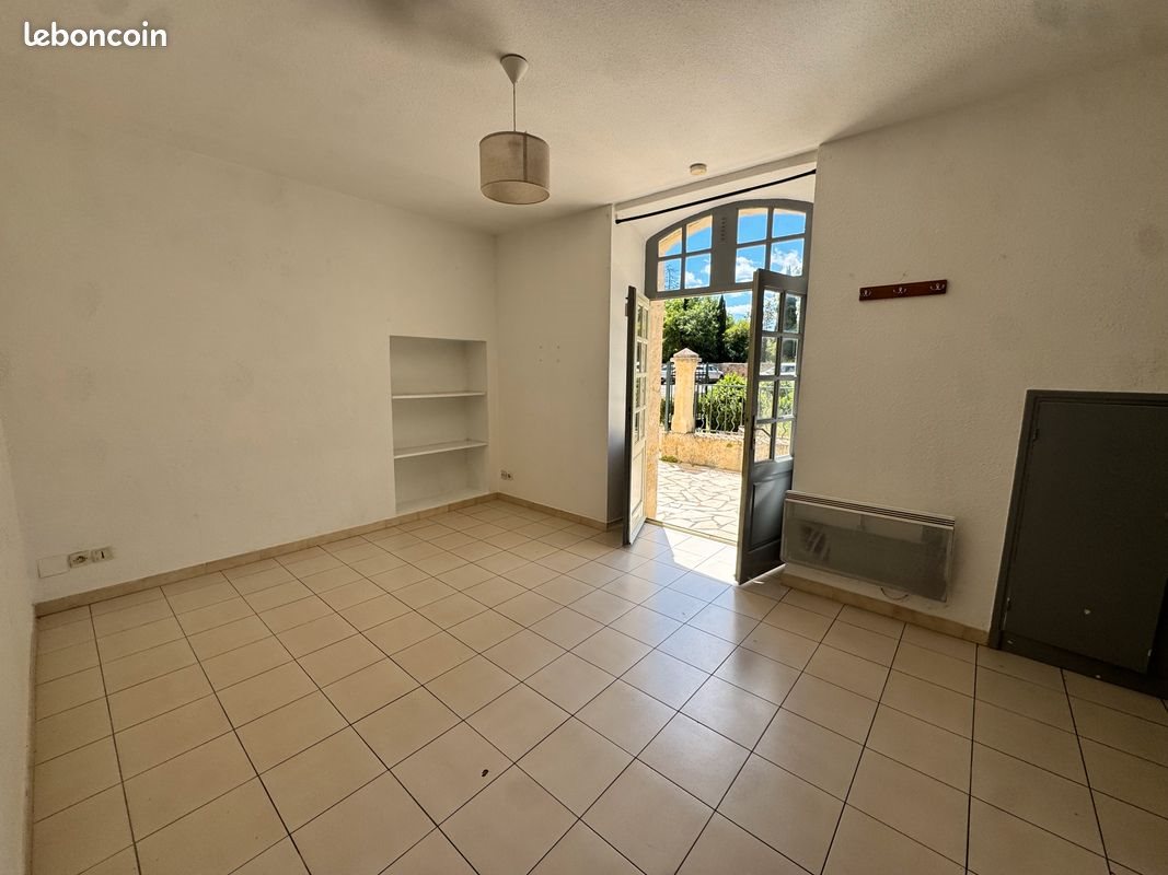 Appartement à louer, 29m², Pézenas