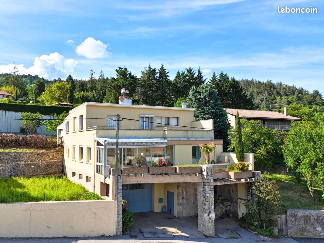 Maison à vendre, 161m², Saint-Félicien