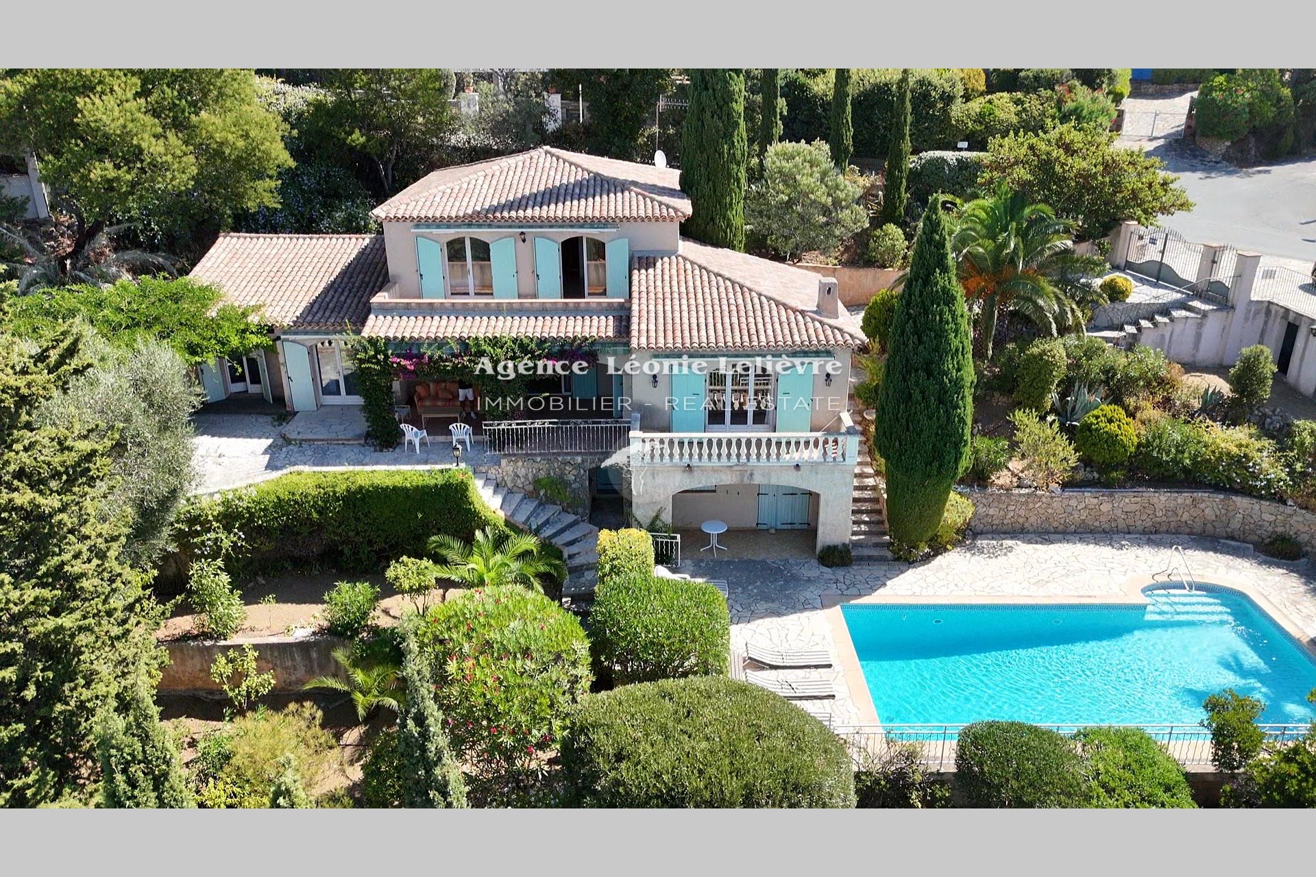 Maison à vendre, 186m², Roquebrune-sur-Argens