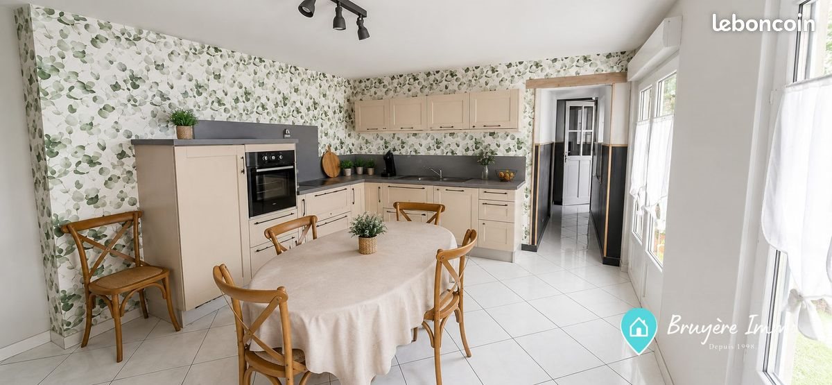 Maison à vendre, 174m², Brunehamel