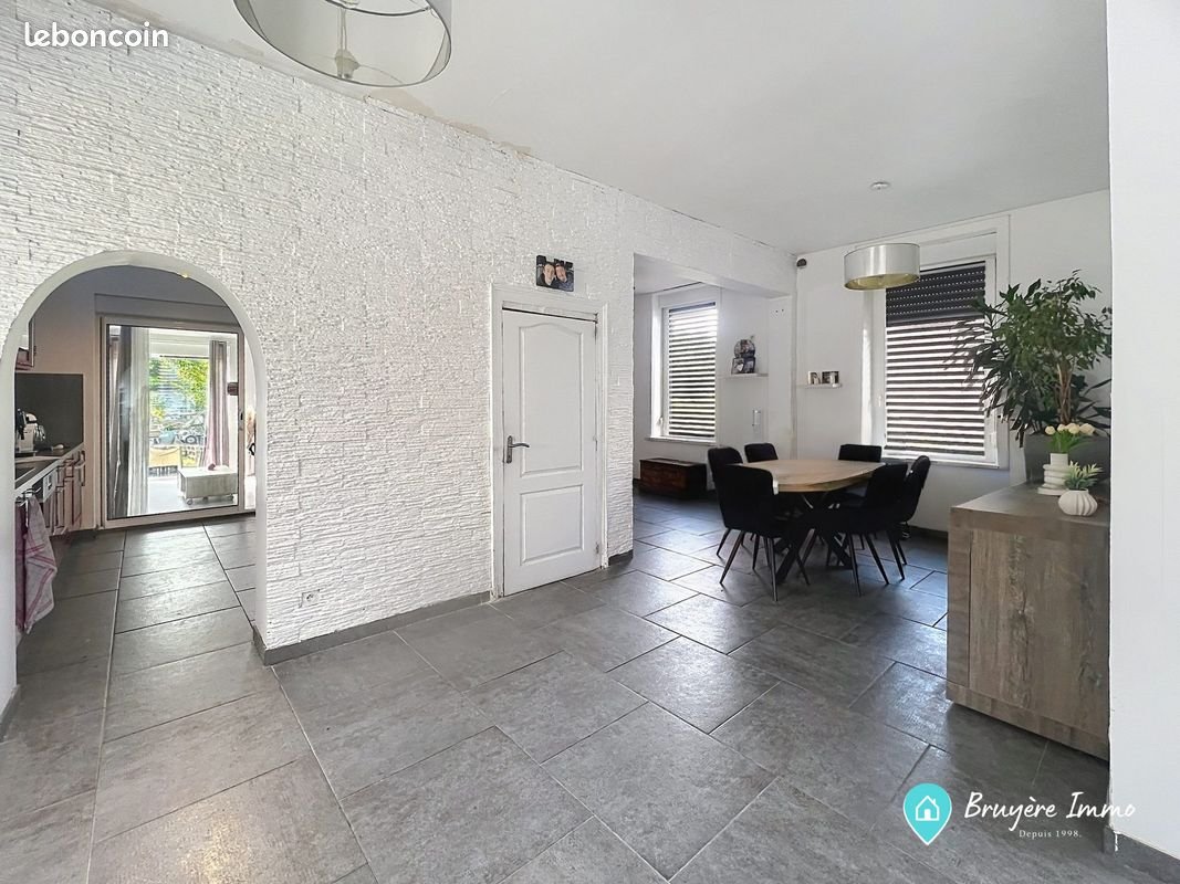 Maison à vendre, 169m², Cousolre