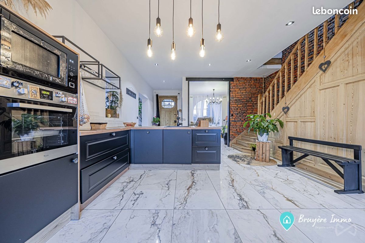 Maison à vendre, 204m², Bavay