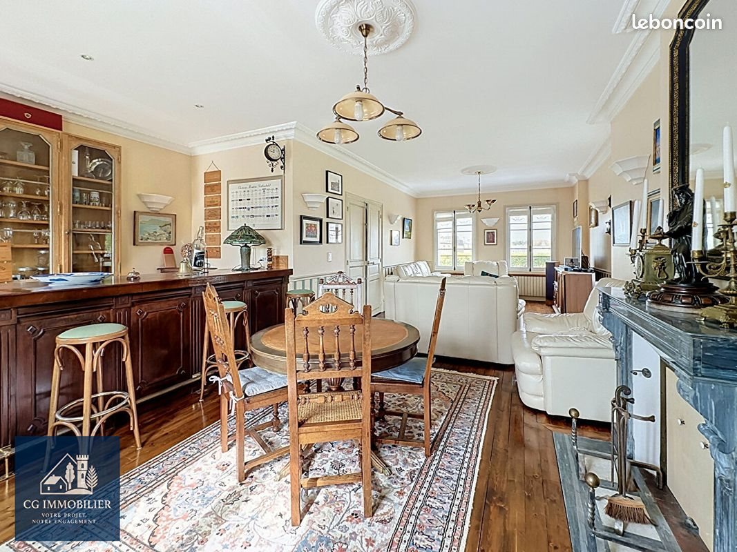 Maison à vendre, 322m², Compiègne