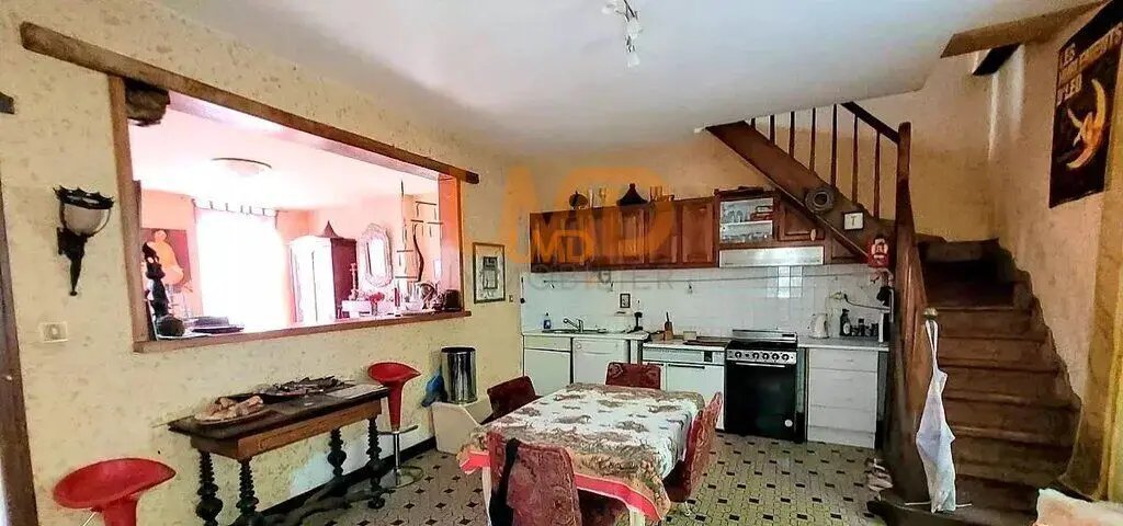 Maison à vendre, 155m², Mortagne-sur-Gironde