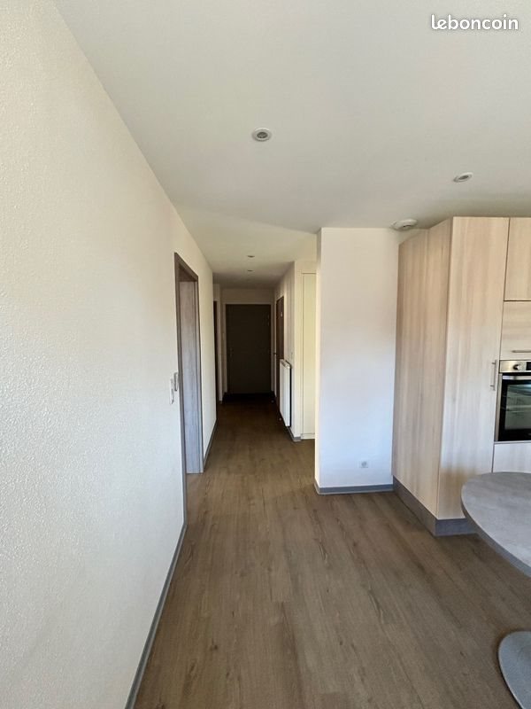 Appartement à louer, 74m², Cernay