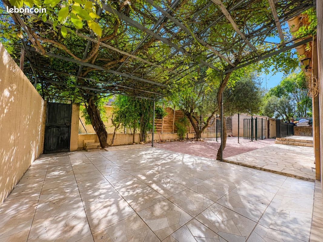 Maison à vendre, 170m², Gallargues-le-Montueux
