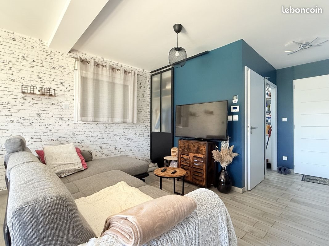 Maison à vendre, 102m², Pournoy-la-Grasse