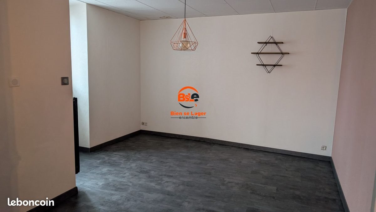 Maison à louer, 103m², Joze